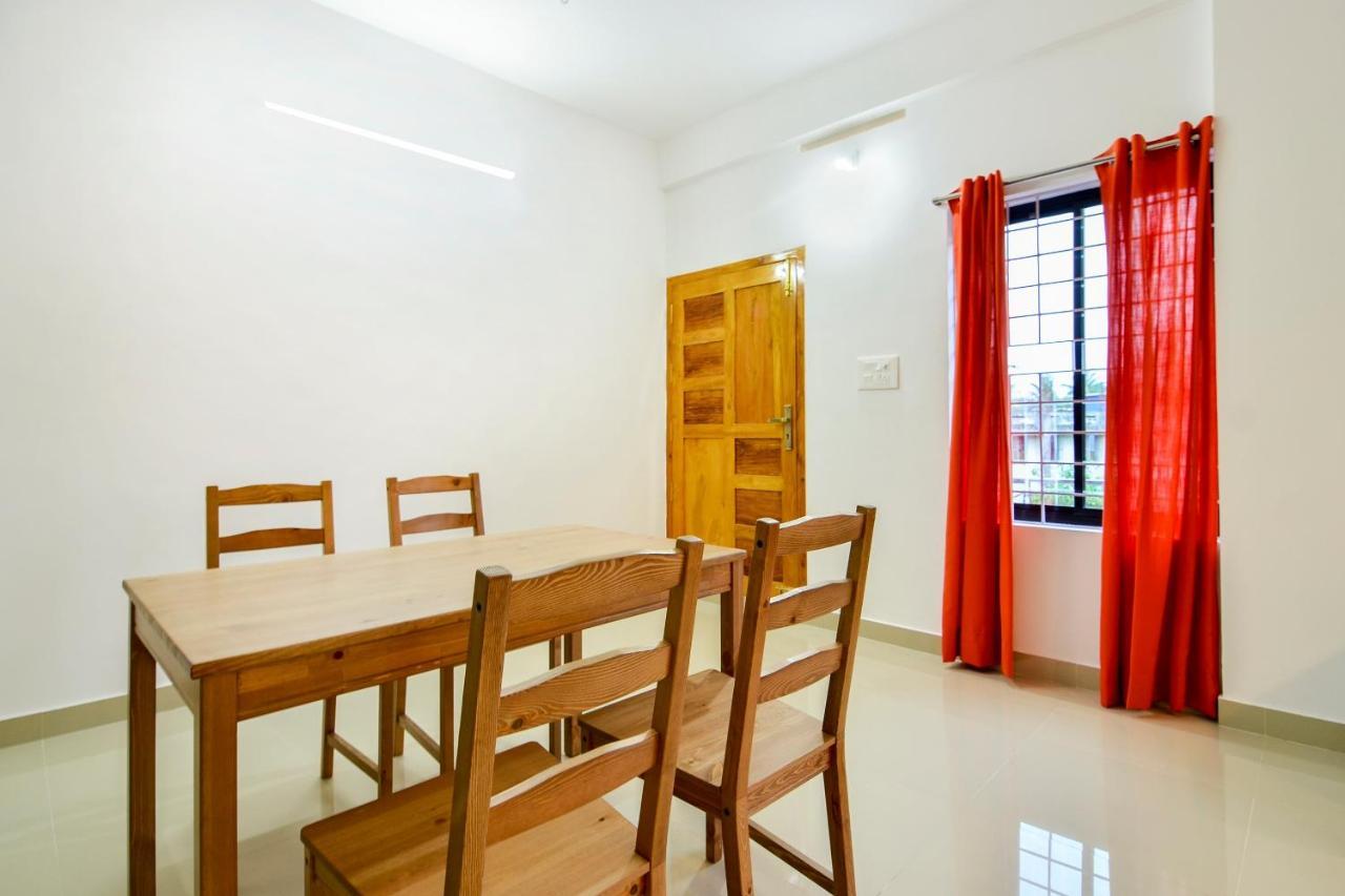 Oyo Home 81801 Akash Villa Trippapur 외부 사진