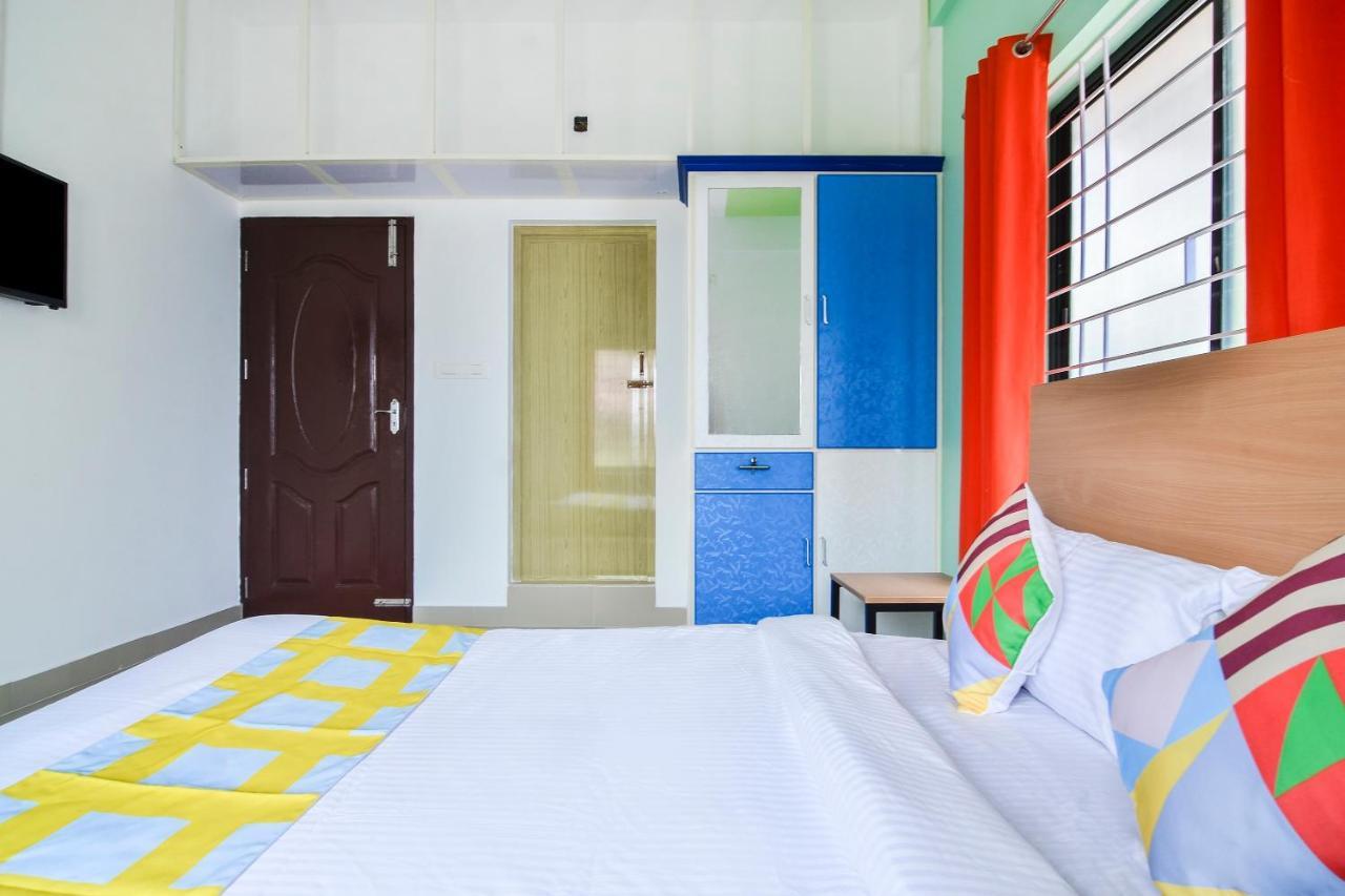 Oyo Home 81801 Akash Villa Trippapur 외부 사진