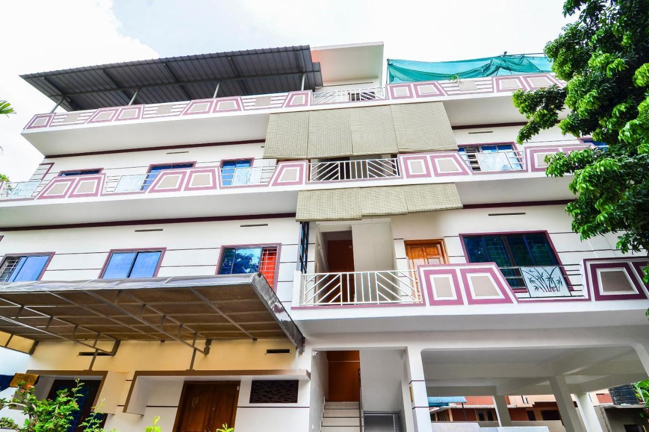 Oyo Home 81801 Akash Villa Trippapur 외부 사진