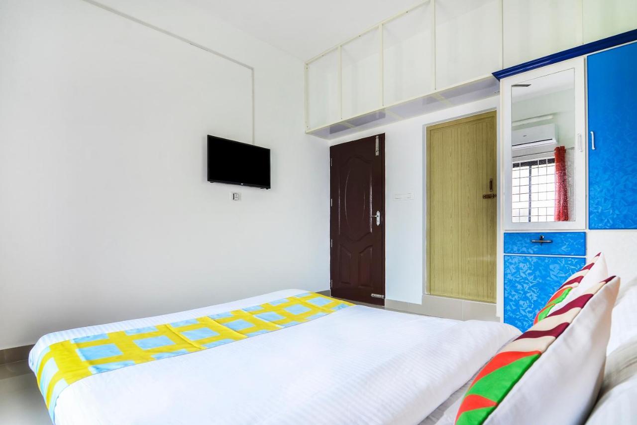 Oyo Home 81801 Akash Villa Trippapur 외부 사진