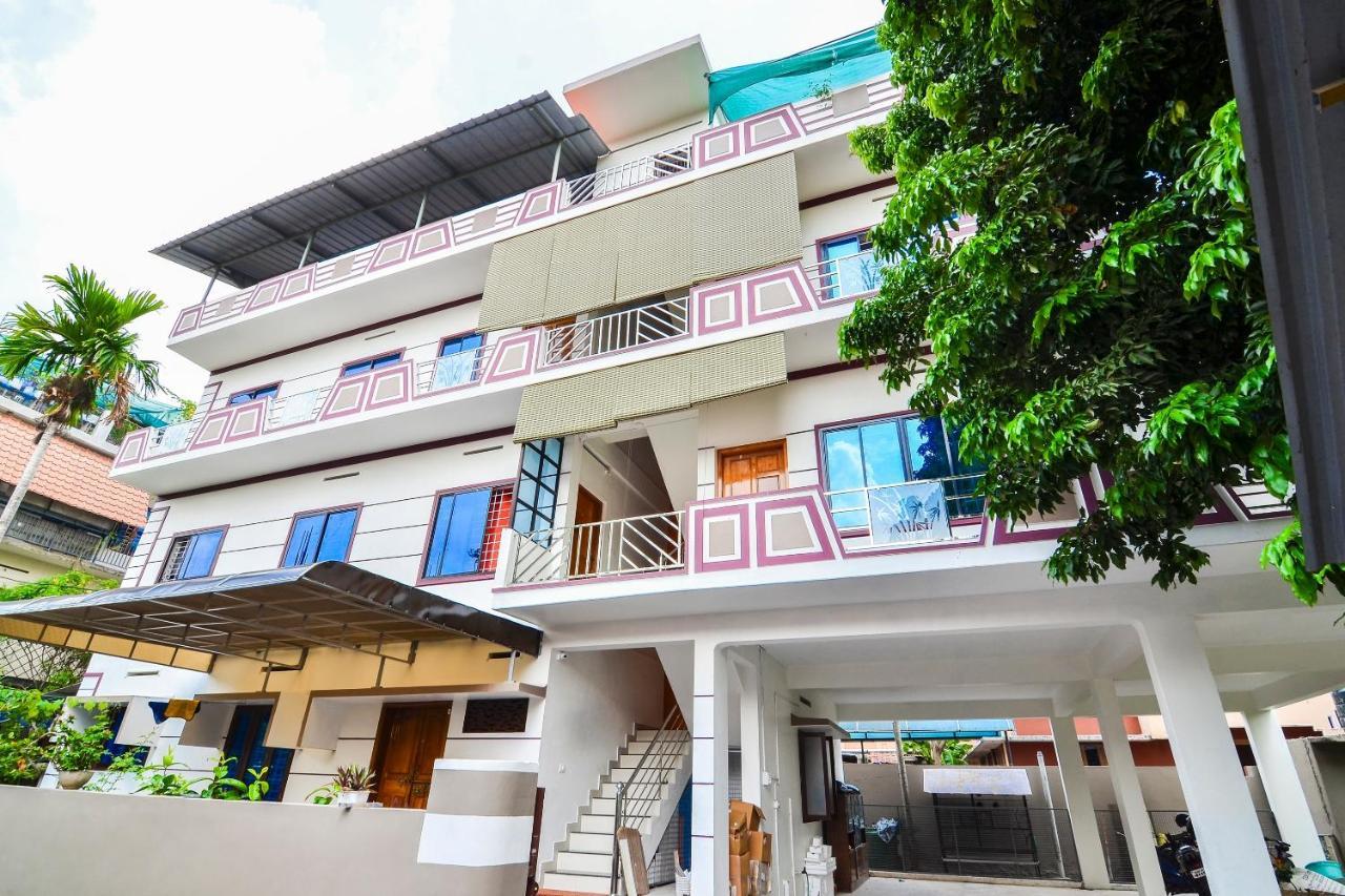 Oyo Home 81801 Akash Villa Trippapur 외부 사진
