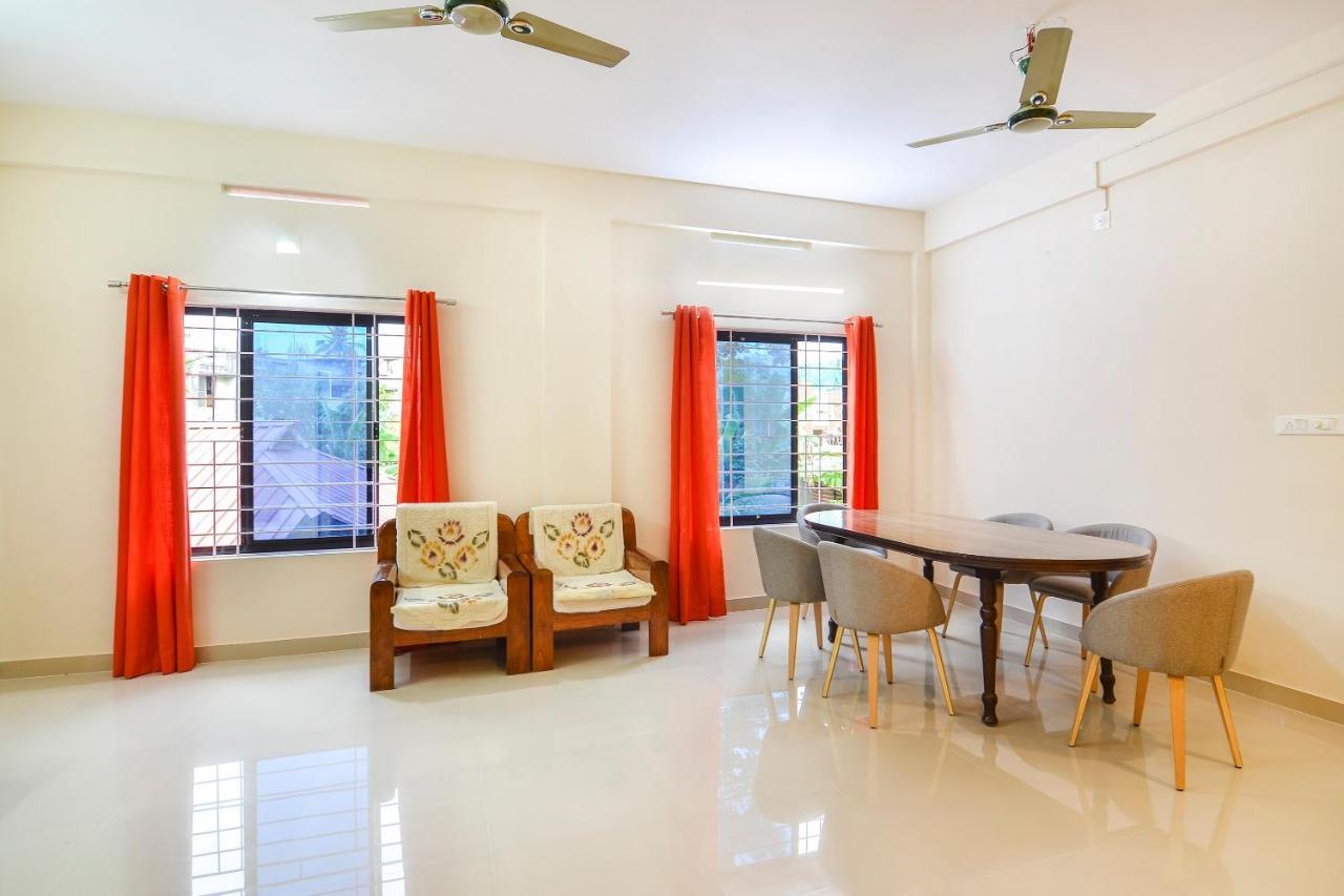 Oyo Home 81801 Akash Villa Trippapur 외부 사진