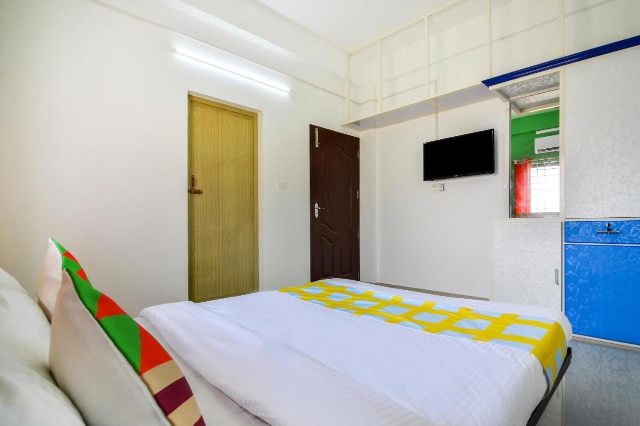 Oyo Home 81801 Akash Villa Trippapur 외부 사진